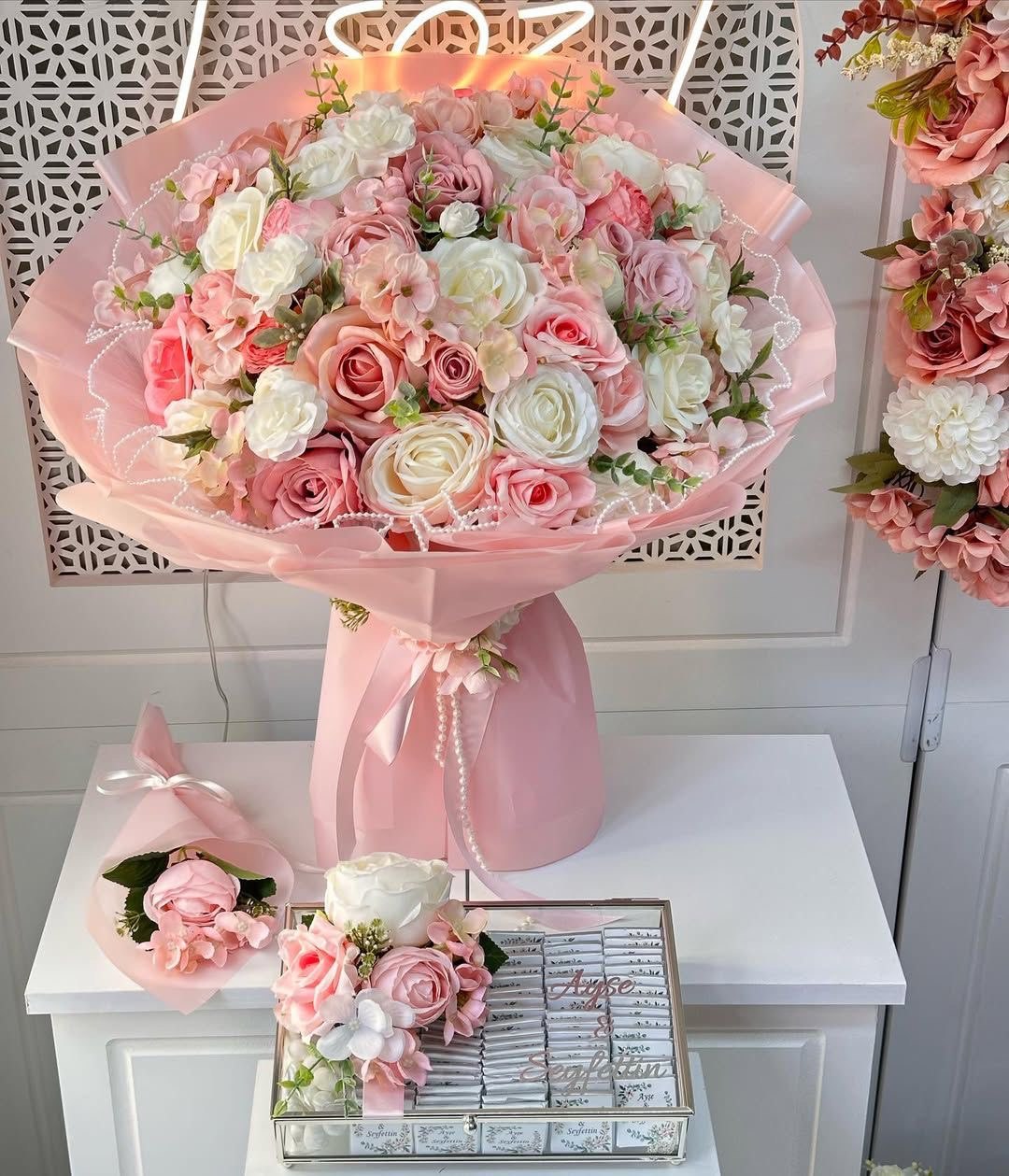 Pembe Set