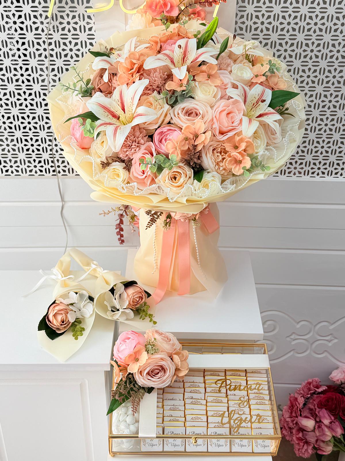 Blossomm Gold